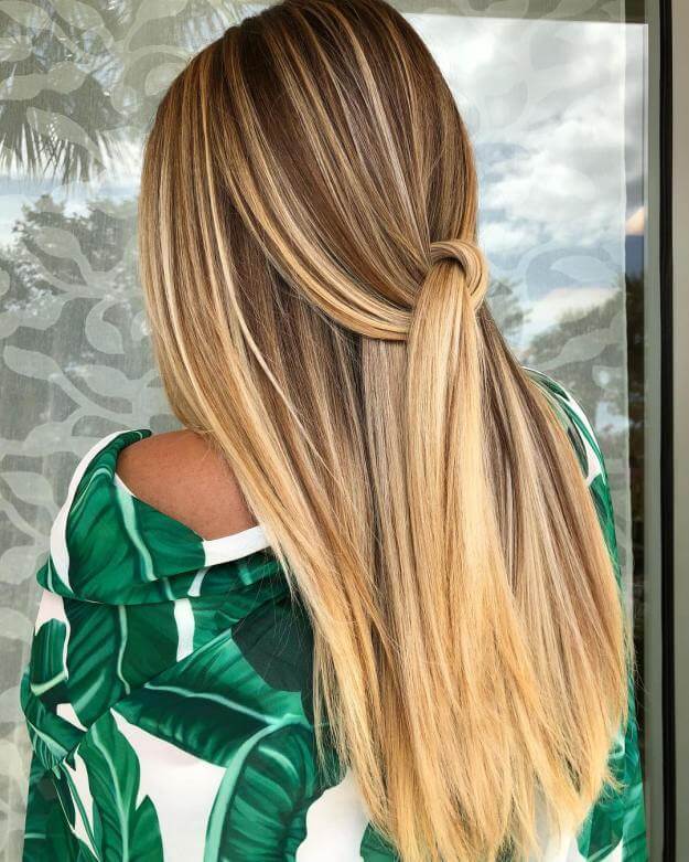 30 Stunningly Beautiful Honey Blonde Hairstyles You Should Try This Year - 189