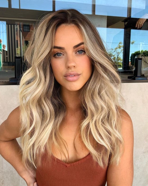 Blue Eyes and Vanilla Blonde Highlights