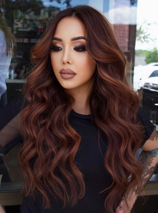 Chic Reddish Brown Hue for Loose Curls