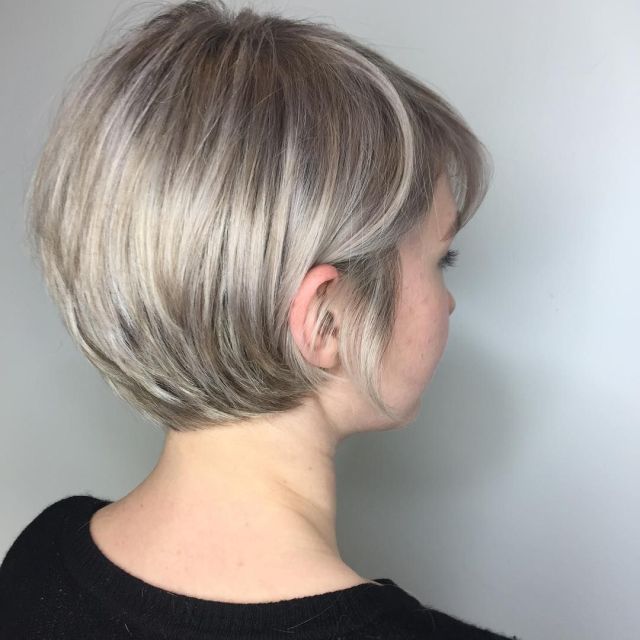 chic short bob hairstyle for girls
