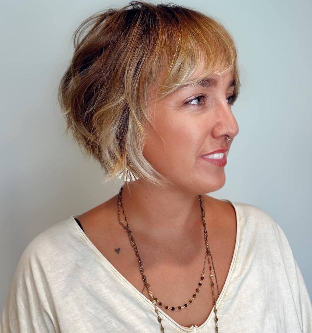 Highlighted Brown Pixie Bob with Fringe