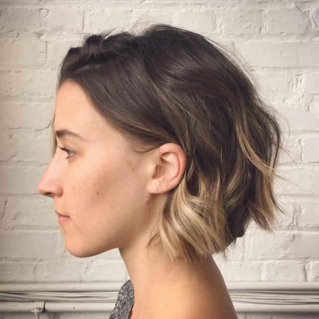 short bob hairstyle for moms