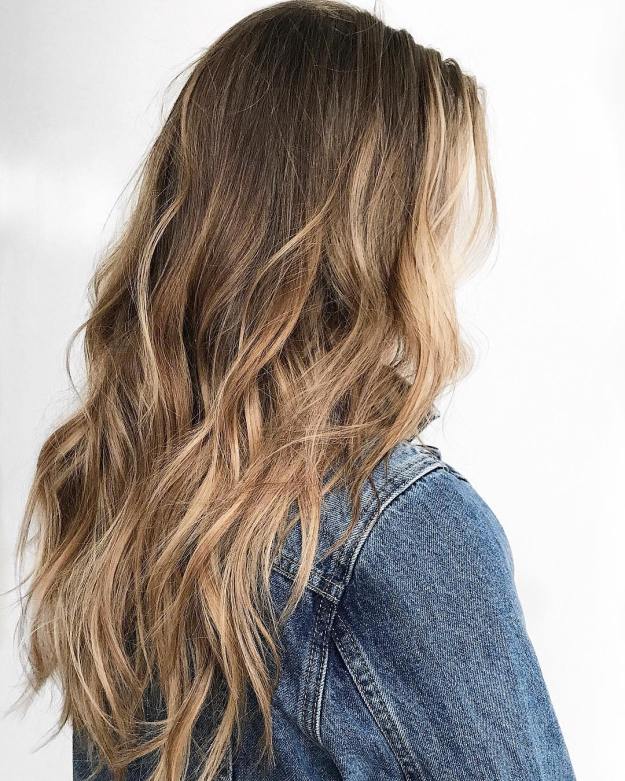 Tousled Hair With Caramel Balayage