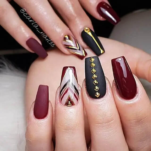 Ultra Luxe In Black, Gold, And Burgundy Nails