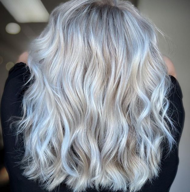 Wavy Ashy Blonde Hairstyle