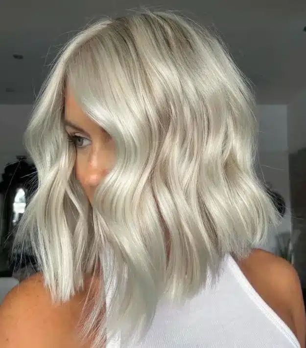 Platinum Wavy Lob for Fine Hair Texture