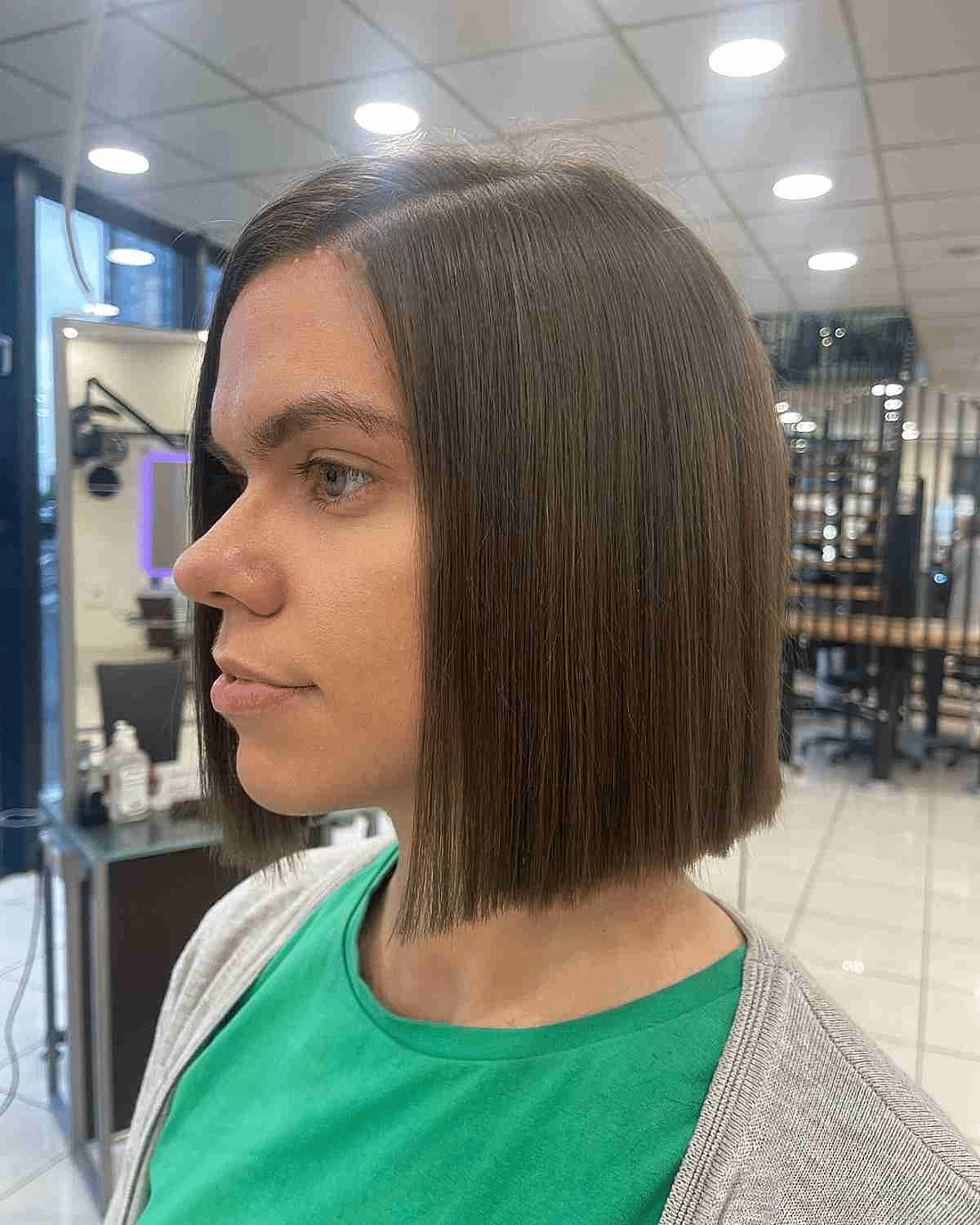 Straight Neck-Length Blunt Bob on Thin Hair