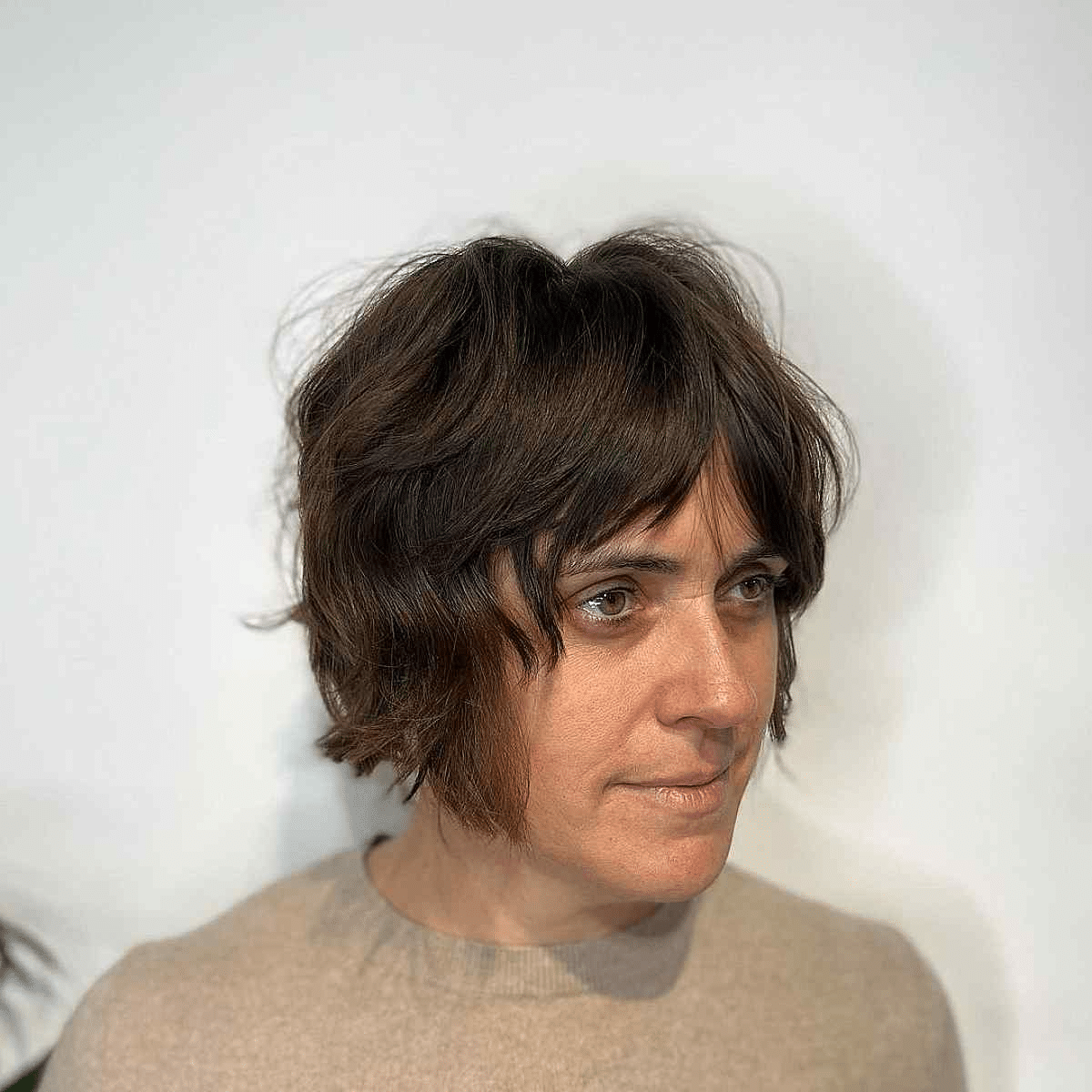 15 Effortless Chin-Length Shag Haircut In-Style Ideas