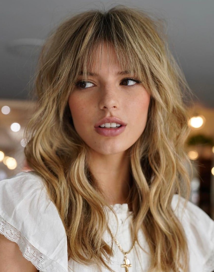 Wavy Long Hair with Soft Bangs