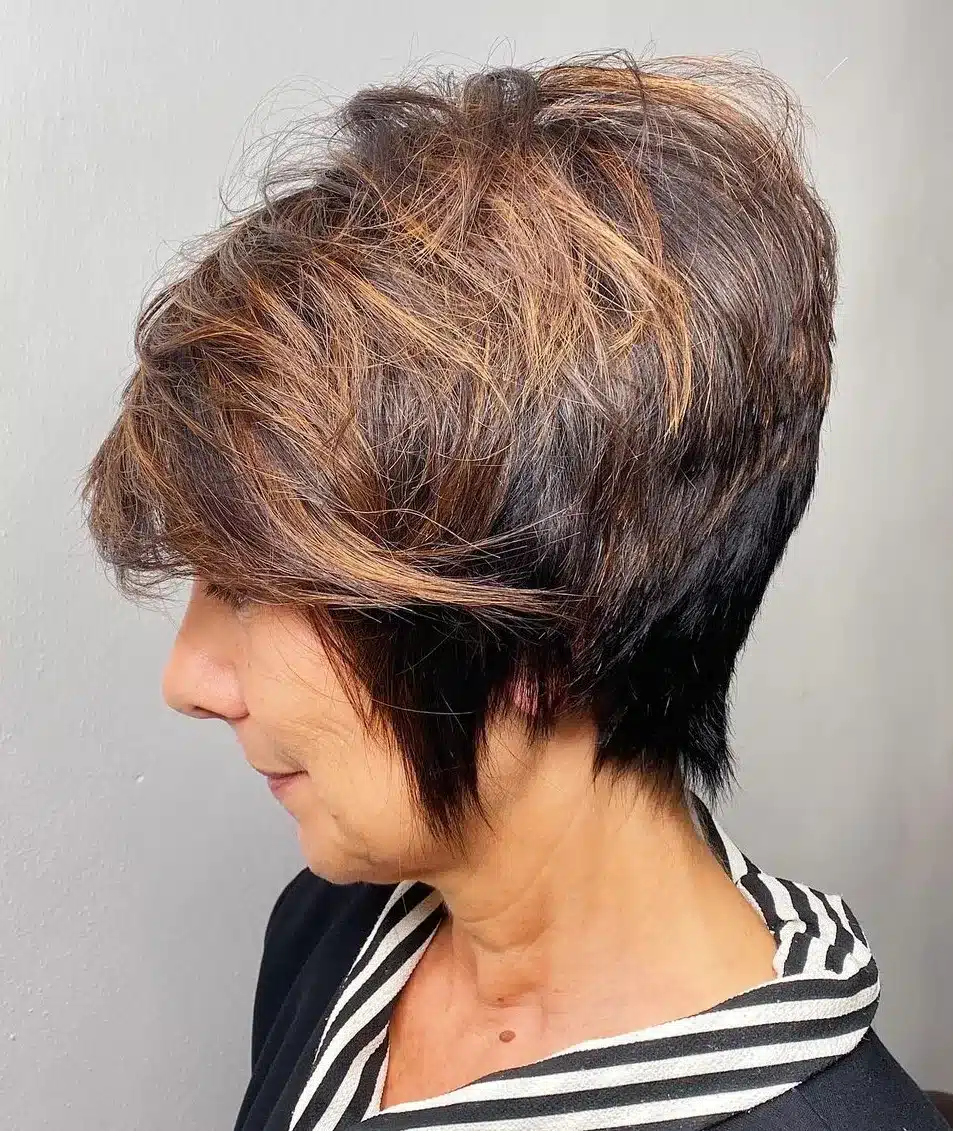 13-two-tone-pixie-bob-for-older-women