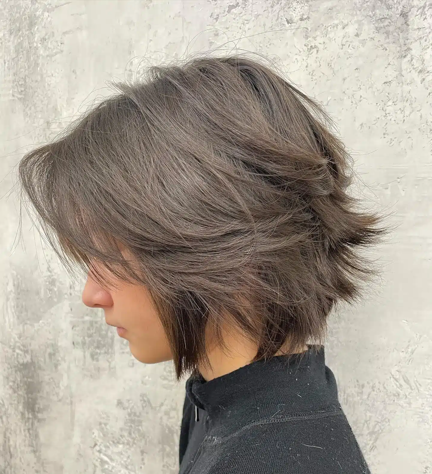 short-wolf-cut-with-choppy-ends