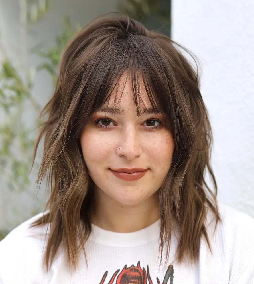 25-choppy-layers-and-see-through-bangs-hairstyle