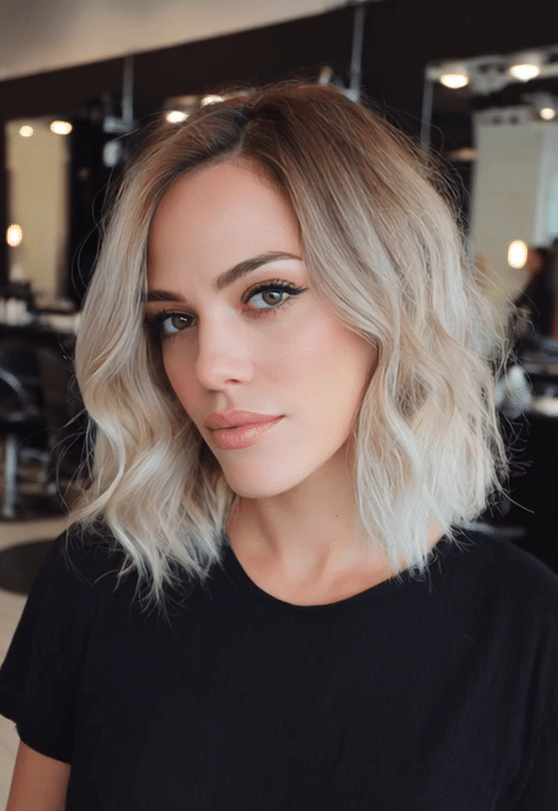 Smoky Beige Blonde Wavy Bob Hair