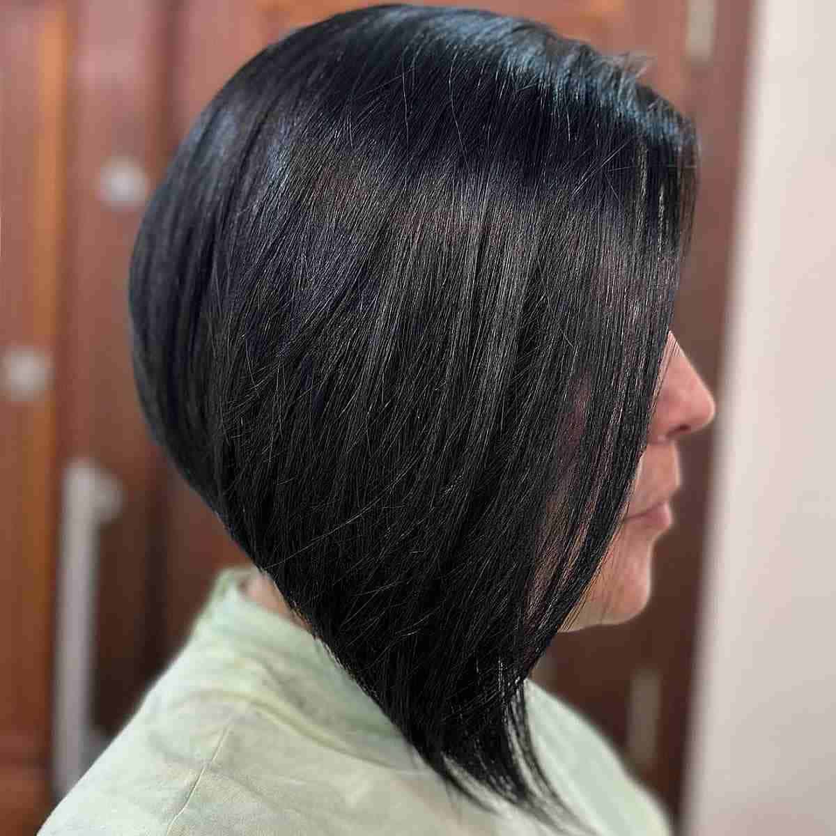 Smoking-Hot Angled Bobs