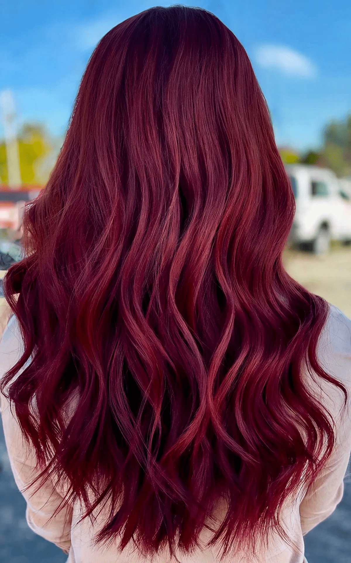 26 Chic and Luxurious Hair Colors for Winter 2025