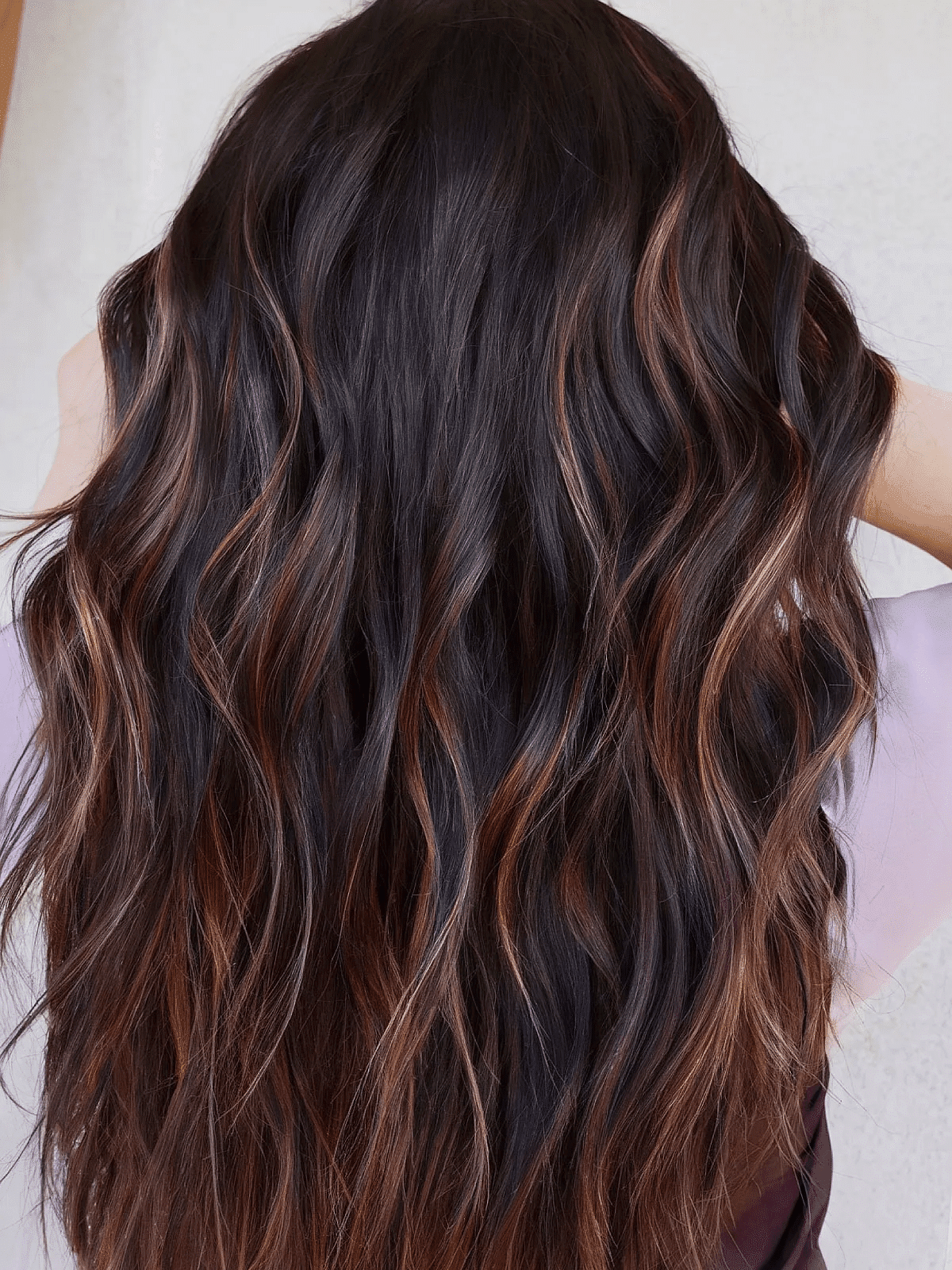 26 Chic and Luxurious Hair Colors for Winter 2025