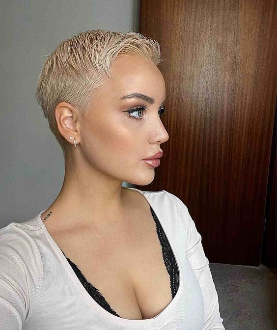 7. Sleek and Smooth Pixie